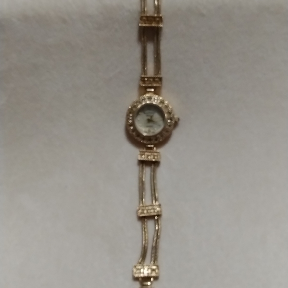 VTG Marcel Drucker Ladies Watch, Pearl face with Crystal stones #22-959 - Picture 3 of 6